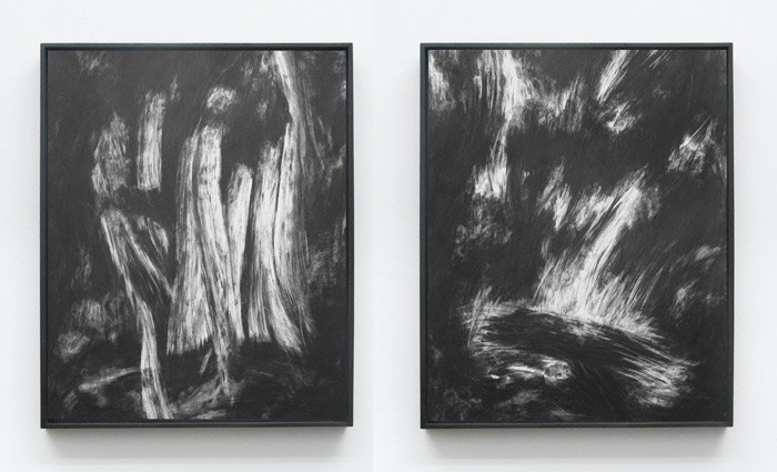 Adriane Wachholz - display, graphite on paper, 51 x 41 cm, 2015