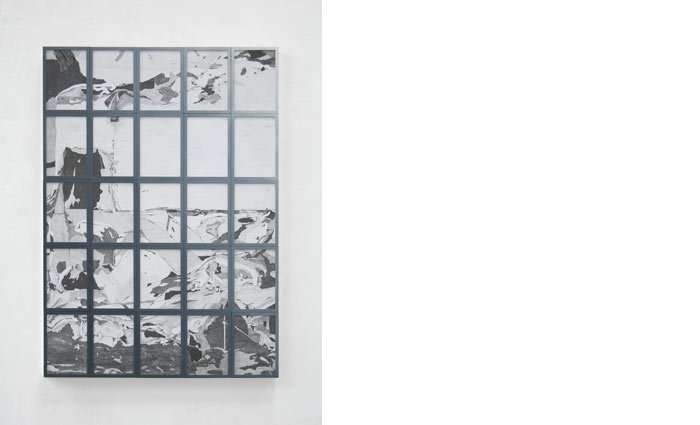 Adriane Wachholz - windowinter, graphite on paper, 25 pcs, 162 x 117 cm, 2014